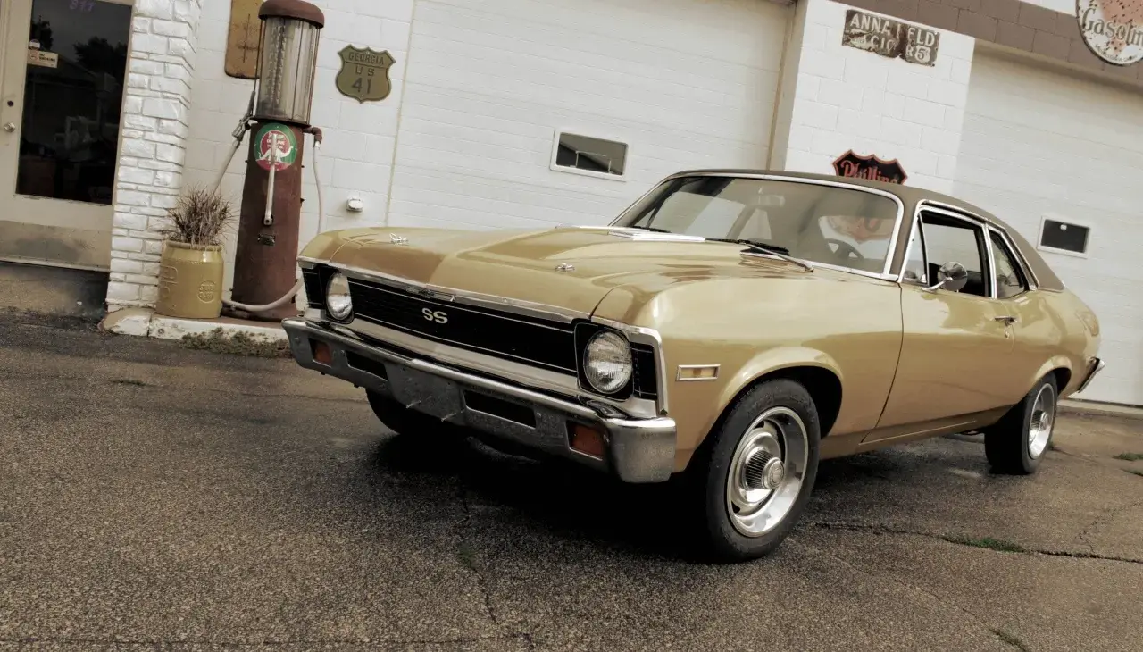 old-gold-garage